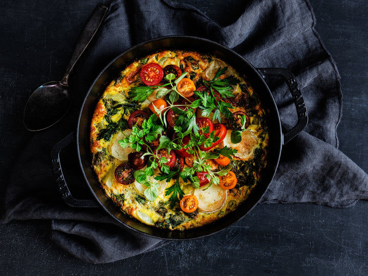 Frittata with goat’s cheese, tomato and herbs